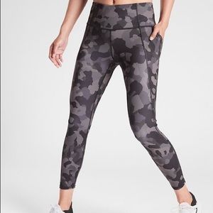 Athleta lightning 7/8 tights